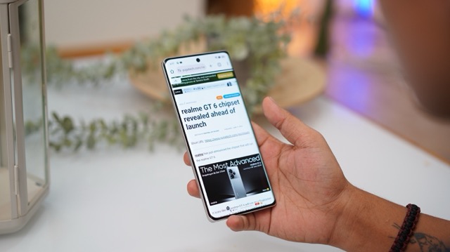 realme GT 6