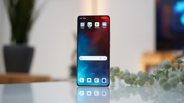realme GT 6