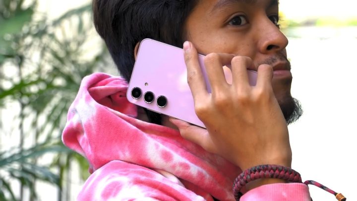 Camon 30 Premier Vs Galaxy A55 (17)