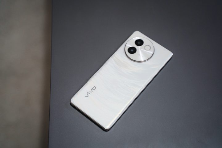 Vivo V30e 5g 1