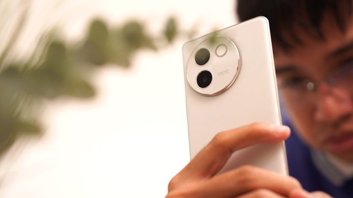 Vivo V30e 5g 17
