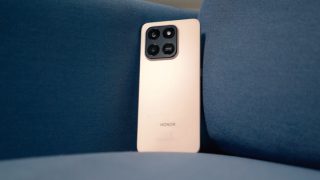 HONOR X7d Review - The Most Affordable Water Resistant Phone of 2025