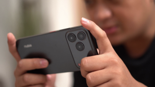 nubia V80 Design Review