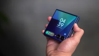 Galaxy Z Flip7: Getting things done more efficiently with Galaxy AI