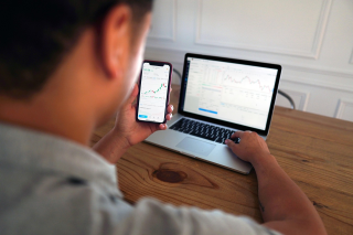 8 Practical Tips for Managing Risk During High Impact Forex