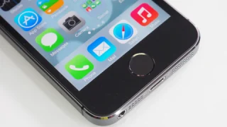 Apple updates iOS 12 to keep iMessage and FaceTime working on older devices