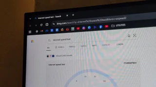 Windows 11 adds built-in internet speed test to taskbar