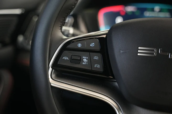 BYD Sealion 6 DM-i Steering Wheel Buttons ADAS